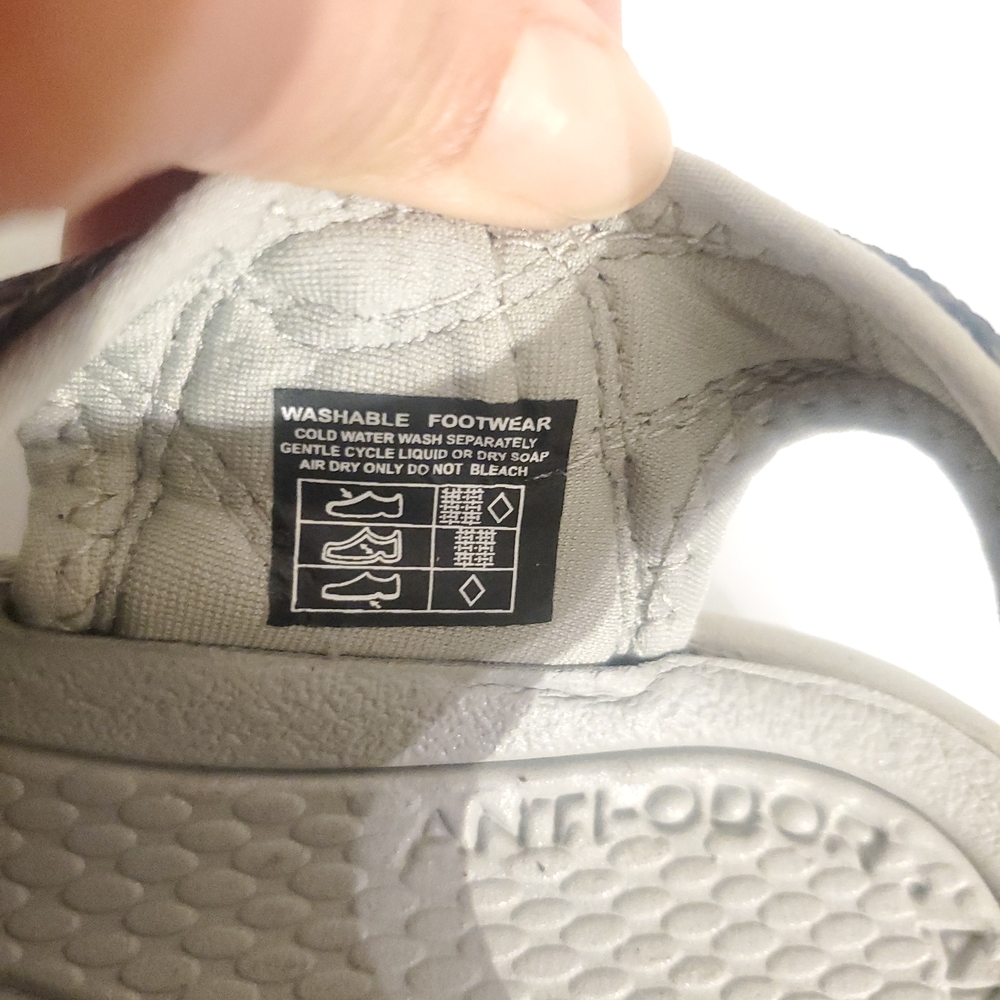 KEEN Women's Gray and Pink Sandals - Picture 6 of 7